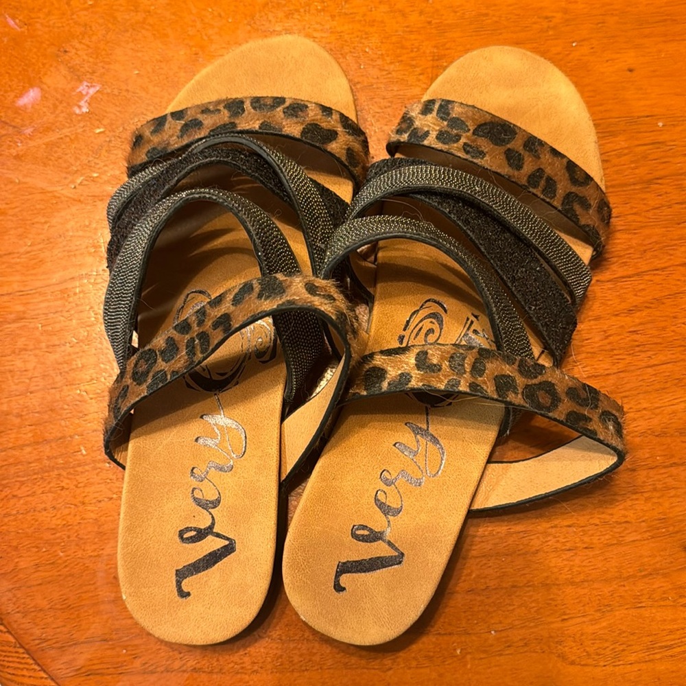Very G sandals - cheetah print and sparkles